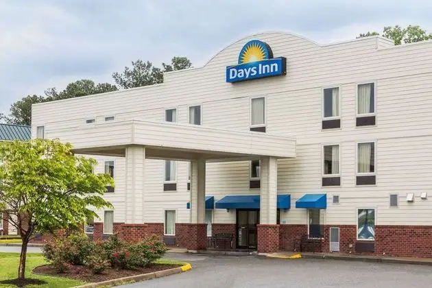 Days Inn by Wyndham Doswell At the Park