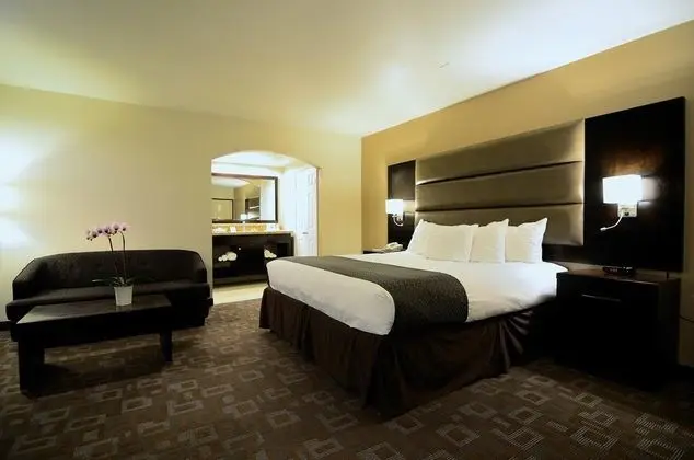 Days Inn by Wyndham Downey