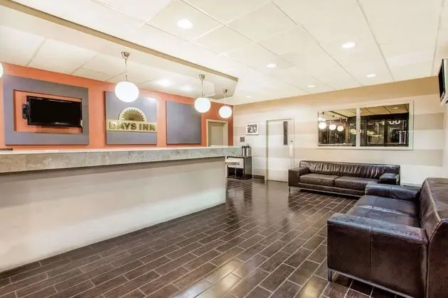 Days Inn by Wyndham Fort Lauderdale Airport Cruise Port - Lobi