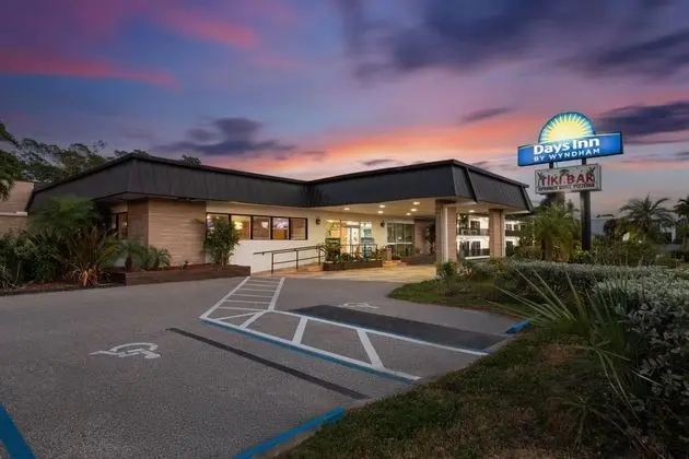 Days Inn by Wyndham Fort Myers Springs Resort - Öne Çıkan Resim
