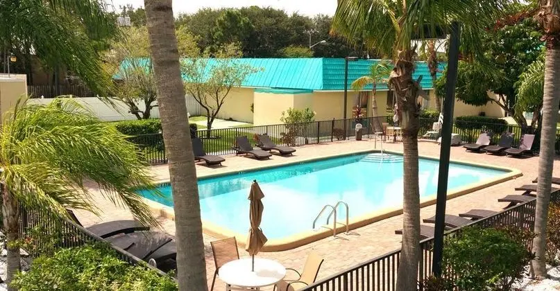 Days Inn by Wyndham Fort Pierce Midtown