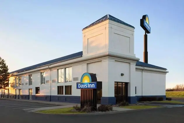 Days Inn by Wyndham Grand Island I-80 - Dış Mekan