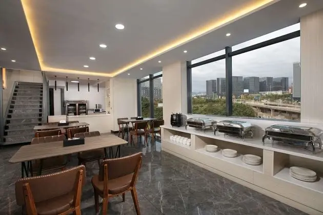 Days Inn By Wyndham Guiyang Nanming - Yerinde Yemek