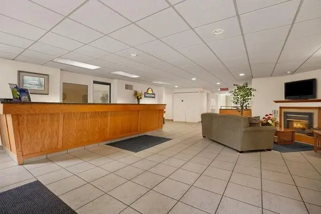 Days Inn by Wyndham Harrisonburg - Genel