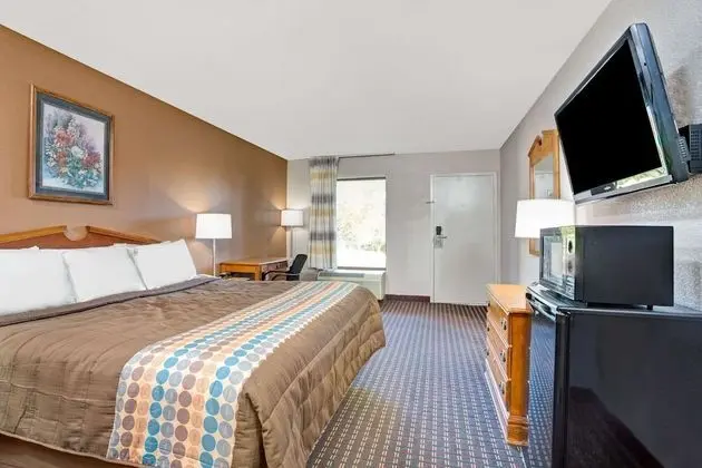 Days Inn by Wyndham Hernando - Oda