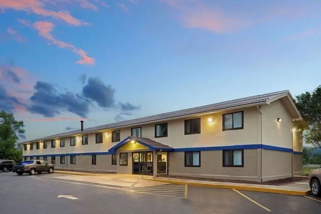 Days Inn by Wyndham Hornell NY - Dış Mekan