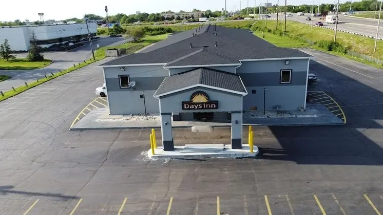 Days Inn by Wyndham Indianapolis East Post Road