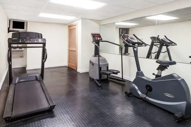Days Inn by Wyndham Irving Grapevine DFW Airport