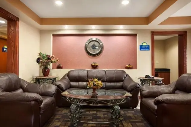 Days Inn by Wyndham Iselin / Woodbridge