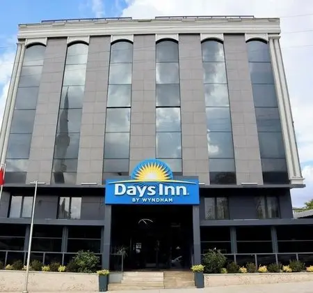 Days inn by Wyndham Istanbul Arnavutköy - Dış Mekan