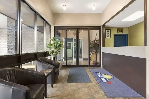 Days Inn by Wyndham Kenora - Lobi