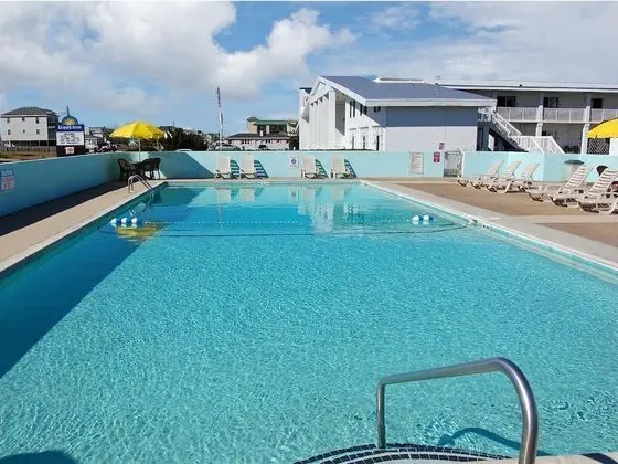 Days Inn by Wyndham Kill Devil Hills - Havuz