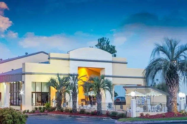 Days Inn by Wyndham Ladson Summerville Charleston