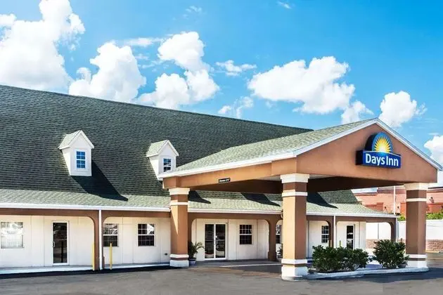 Days Inn by Wyndham Lake City I-75