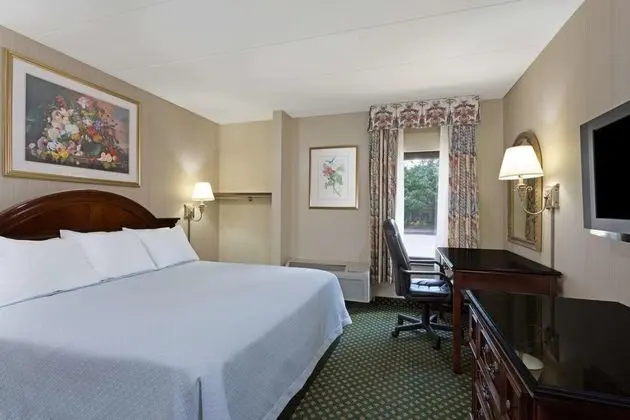 Days Inn by Wyndham Lanham Washington D.C