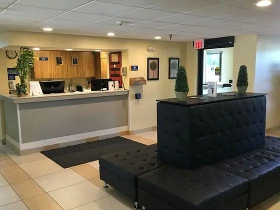 Days Inn by Wyndham Leominster/Fitchburg Area - Genel