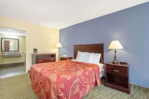 Days Inn by Wyndham Lexington - Oda