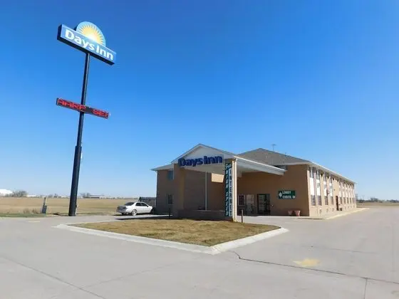 Days Inn by Wyndham Lexington NE - Dış Mekan