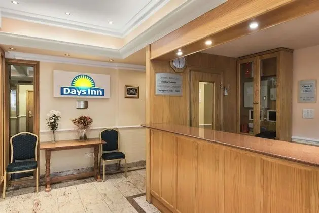 Days Inn by Wyndham London Hyde Park - Lobi