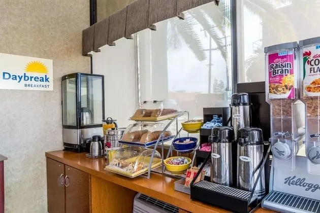 Days Inn by Wyndham Los Angeles Venice Beach