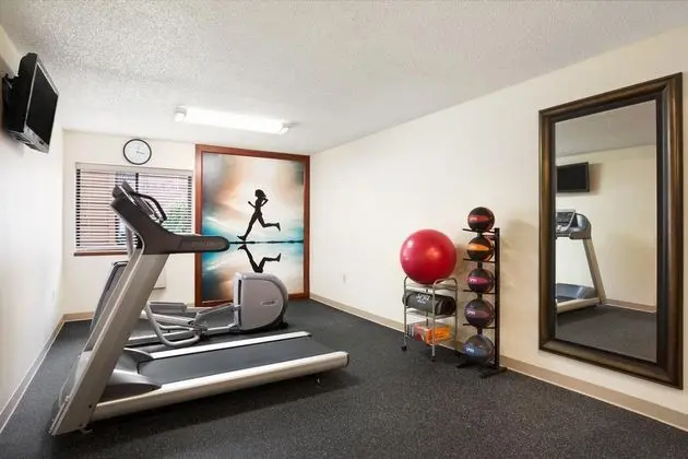 Days Inn by Wyndham Middletown