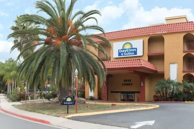 Days Inn by Wyndham Mission Valley Qualcomm