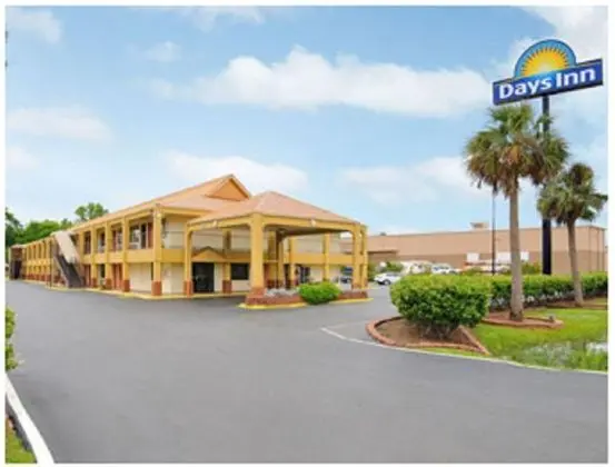 Days Inn by Wyndham Monroe