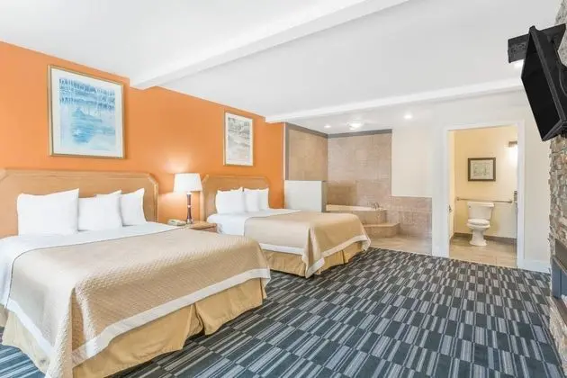 Days Inn by Wyndham Monterey Downtown