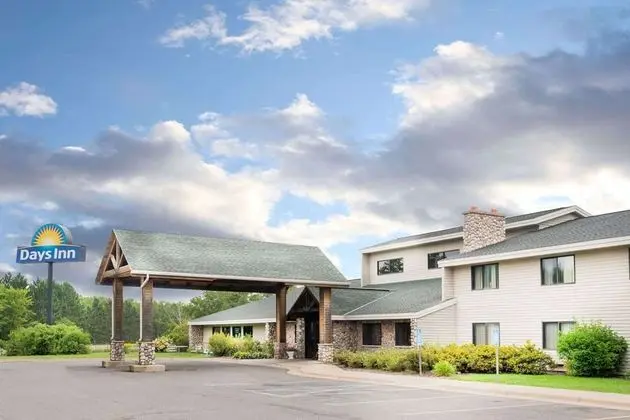 Days Inn by Wyndham Moose Lake - 1