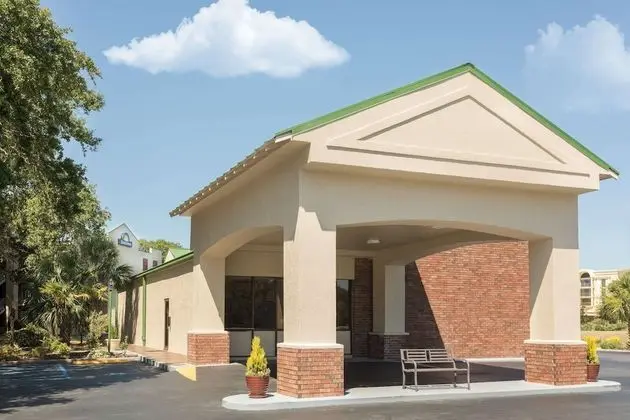 Days Inn by Wyndham Mt Pleasant-Charleston-Patriots Point