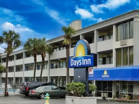 Days Inn by Wyndham Myrtle Beach-Grand Strand - Dış Mekan
