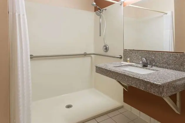 Days Inn by Wyndham Myrtle Beach - Oda