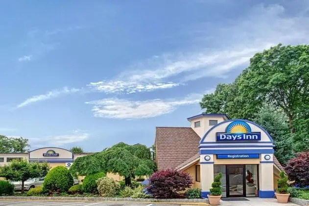 Days Inn by Wyndham Nanuet / Spring Valley