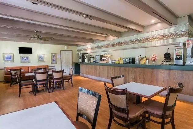 Days Inn by Wyndham Ocala West