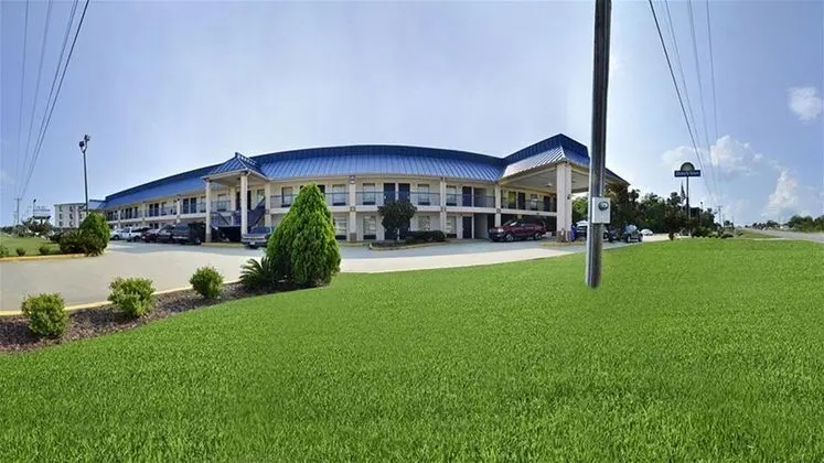 Days Inn by Wyndham Ocean Springs