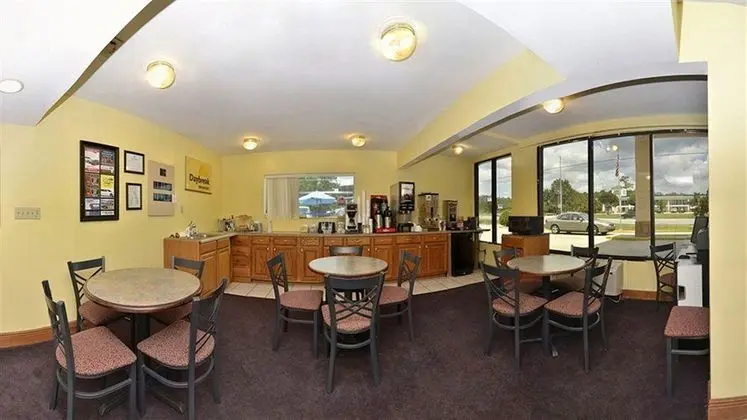 Days Inn by Wyndham Ocean Springs