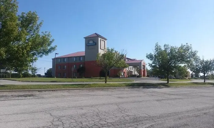 Days Inn by Wyndham Olathe Medical Center