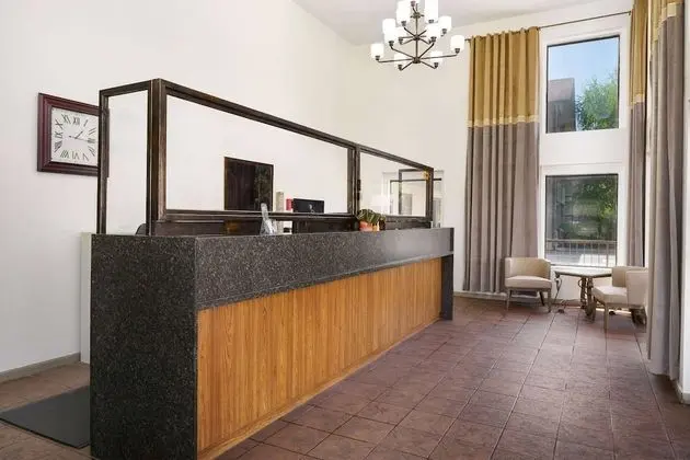 Days Inn by Wyndham Pigeon Forge Parkway - Lobi