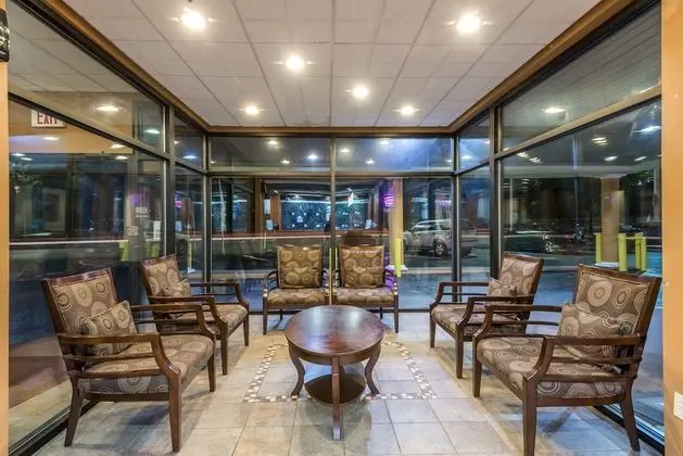 Days Inn by Wyndham Pittsburgh - Lobi