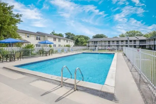 Days Inn by Wyndham Port Huron