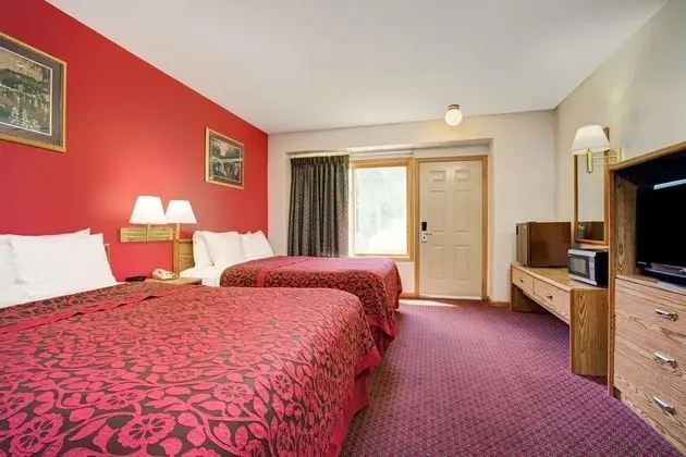 Days Inn by Wyndham Red Wing