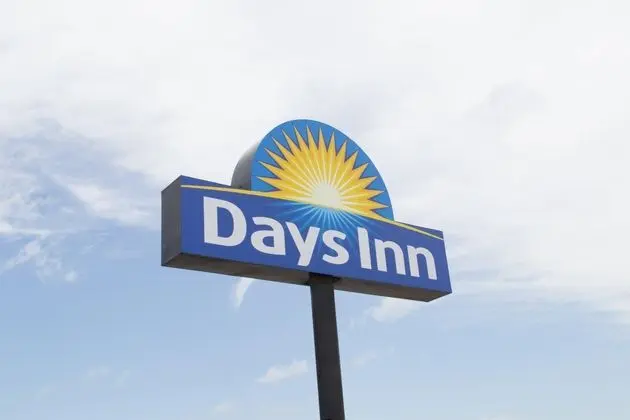 Days Inn by Wyndham Robstown