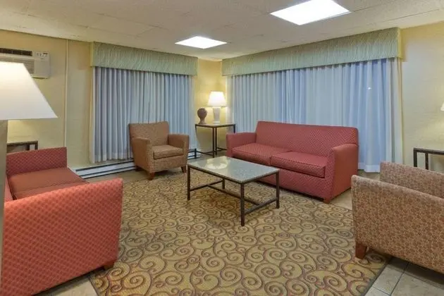 Days Inn by Wyndham Rockford