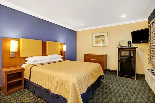 Days Inn by Wyndham San Francisco - Lombard - Oda