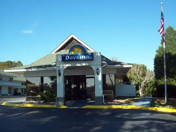 Days Inn by Wyndham Savannah - Abercorn Southside