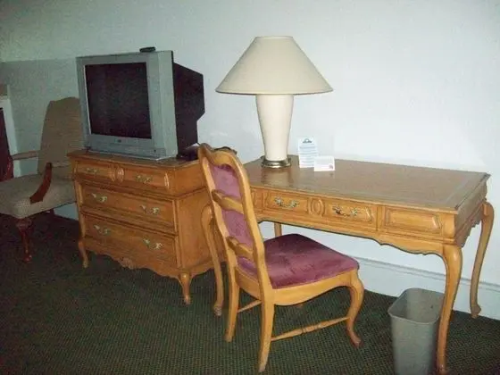 Days Inn by Wyndham Savannah Airport - Genel