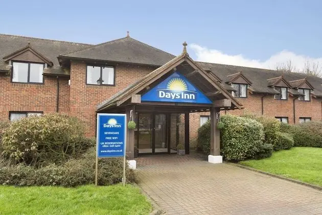 Days Inn by Wyndham Sevenoaks Clacket Lane - Dış Mekan