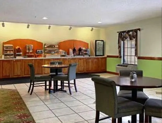 Days Inn by Wyndham Shallotte