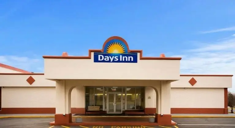 Days Inn by Wyndham Shelby