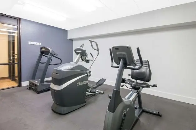 Days Inn by Wyndham Sioux Falls Airport - Fitness